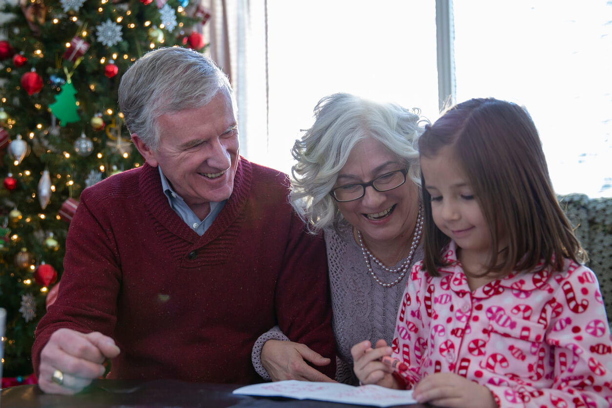 Why a Move to Senior Living Before the Holidays