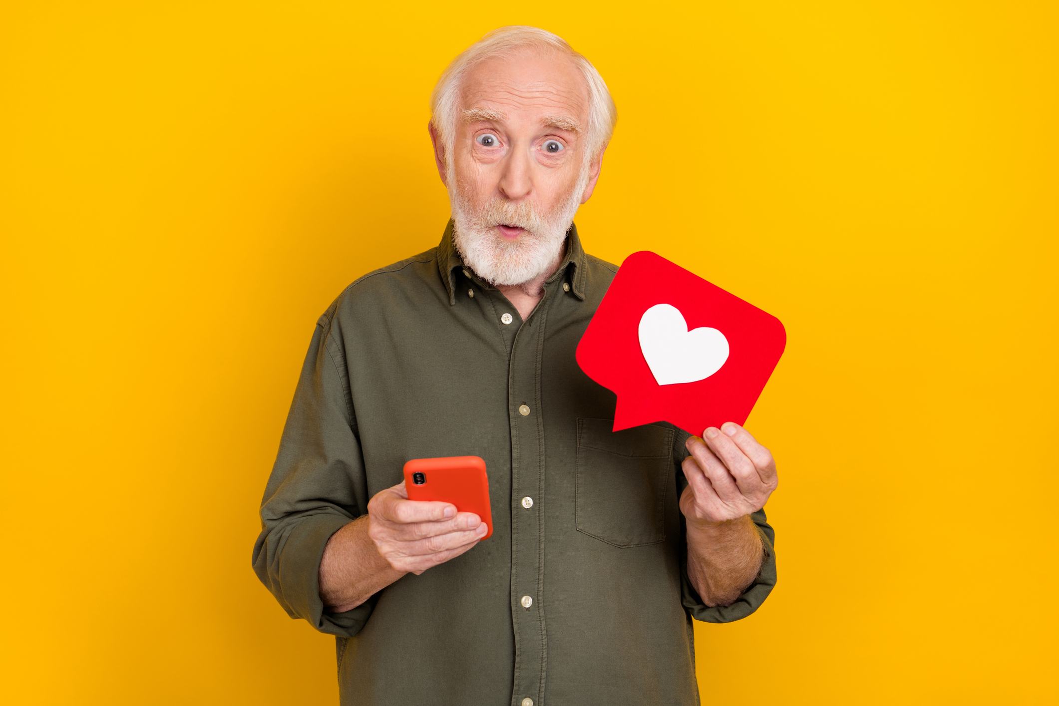 Essential Tips on Social Media for Seniors
